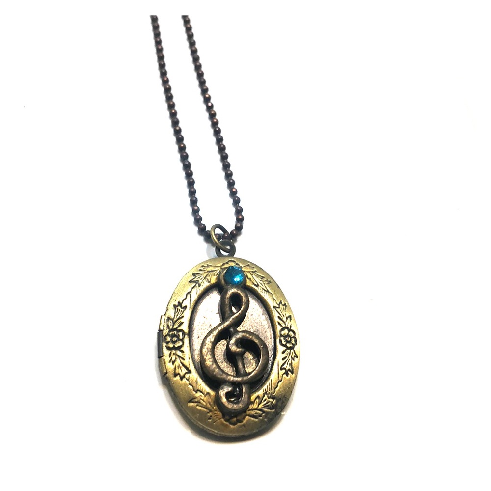Malibu Treble Clef locket